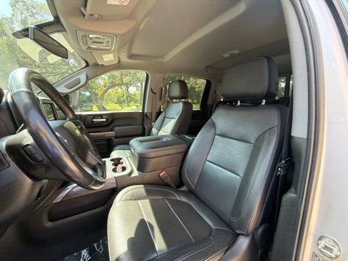 Used 2020 Chevrolet Silverado 2500 LTZ w/ LTZ Texas Edition AWD/4WD image 16