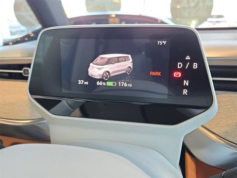 New 2025 Volkswagen ID. Buzz 1st Edition image 18