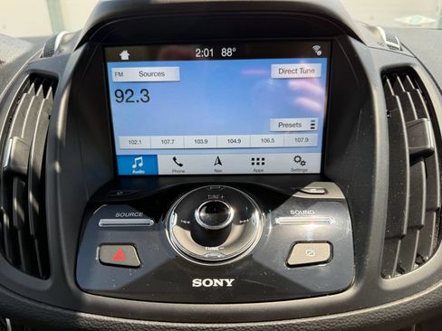 Used 2019 Ford Escape Titanium AWD/4WD image 28