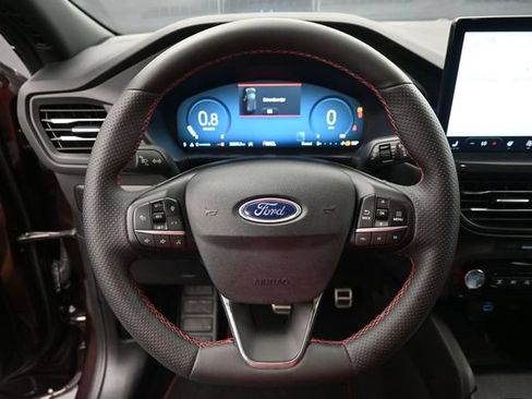 Certified 2023 Ford Escape ST-Line Elite w/ Premium Technology Package AWD/4WD image 32