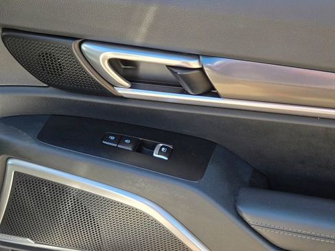 Used 2024 Kia Telluride S FWD image 23