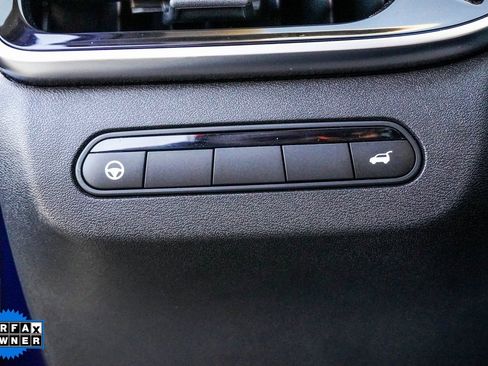 Certified 2025 INFINITI QX60 Luxe image 22