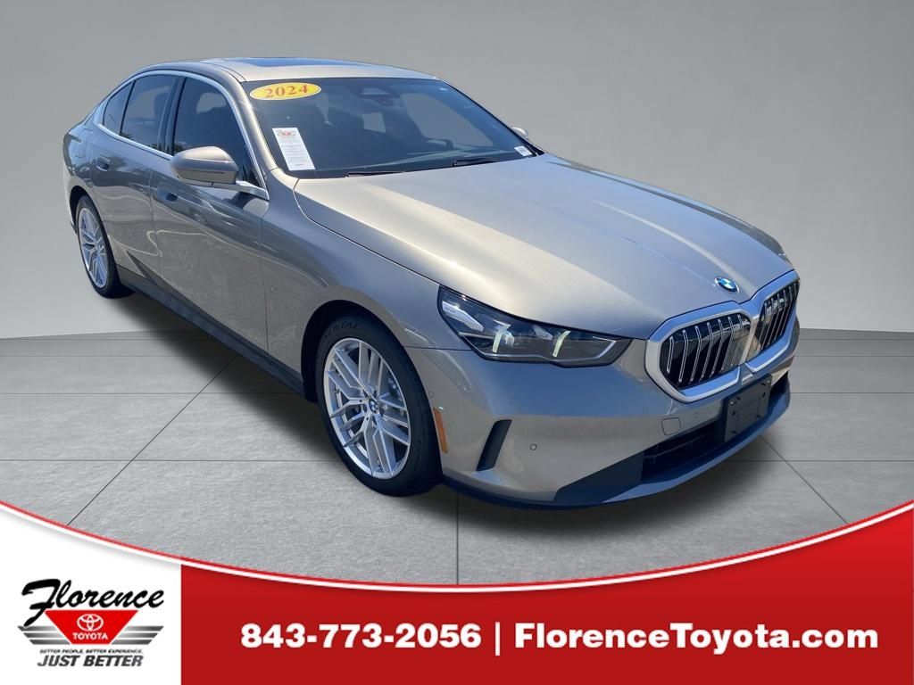 Used 2024 BMW 530i xDrive AWD/4WD image 1