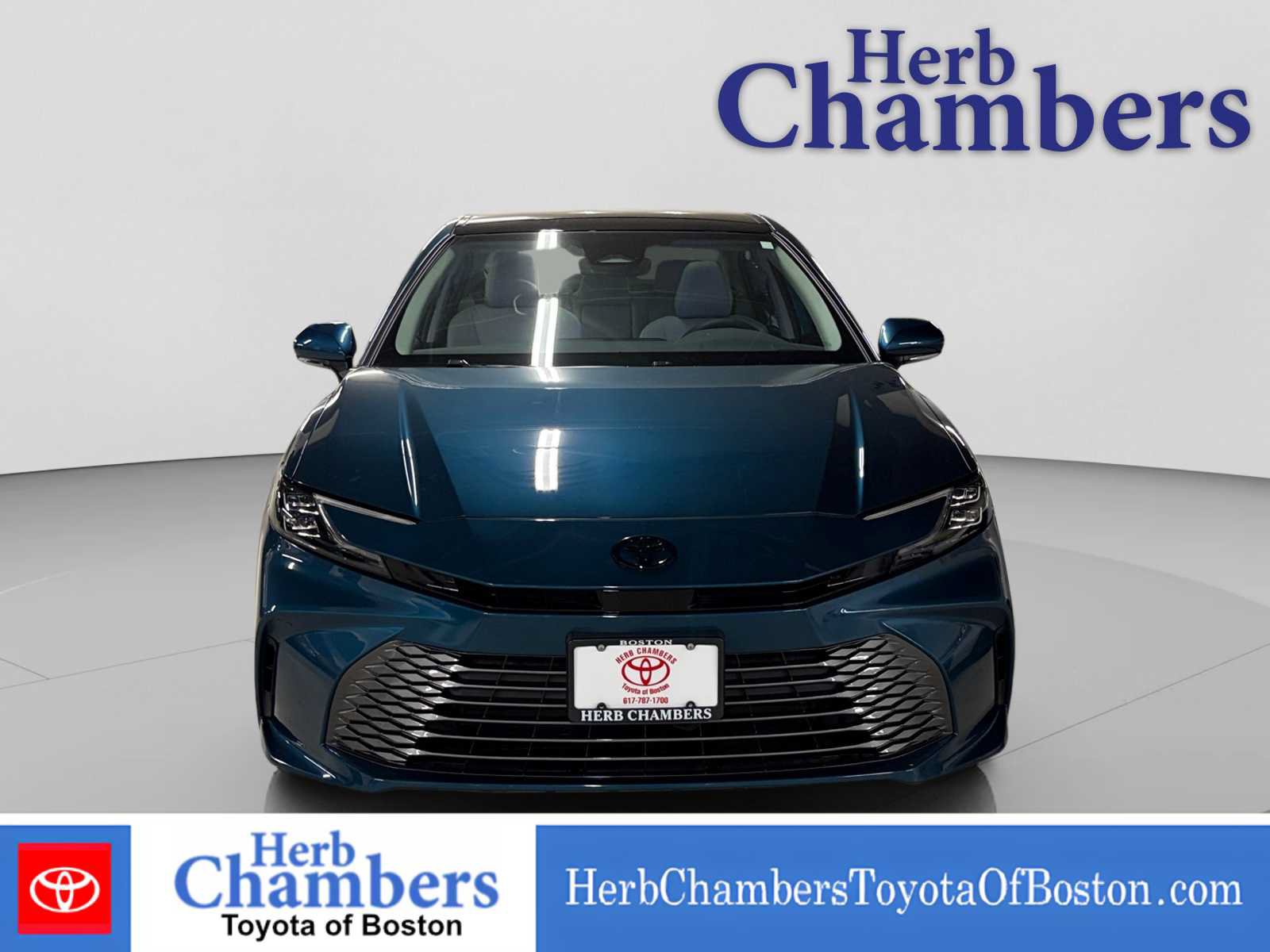 New 2026 Toyota Camry XLE AWD/4WD image 2