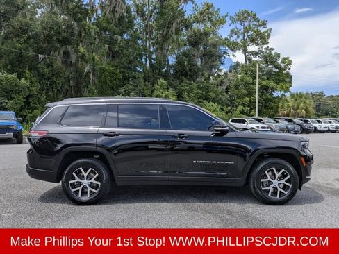Certified 2025 Jeep Grand Cherokee L Limited RWD image 2