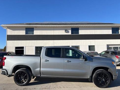 Used 2023 Chevrolet Silverado 1500 RST image 11