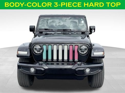 Used 2021 Jeep Gladiator Overland AWD/4WD image 3
