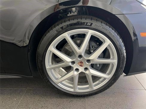 New 2026 Porsche Panamera 4 image 13