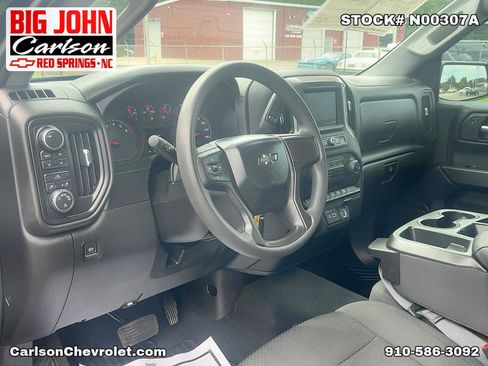Used 2021 Chevrolet Silverado 1500 Custom Trail Boss AWD/4WD image 14