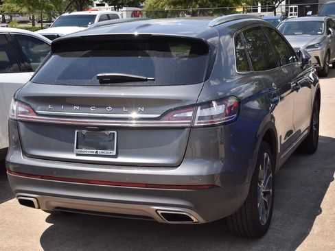 Used 2023 Lincoln Nautilus Reserve w/ Equipment Group 201A FWD image 7