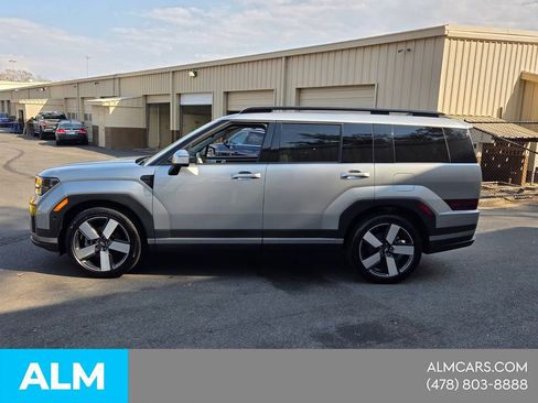 Used 2024 Hyundai Santa Fe Limited AWD/4WD image 3