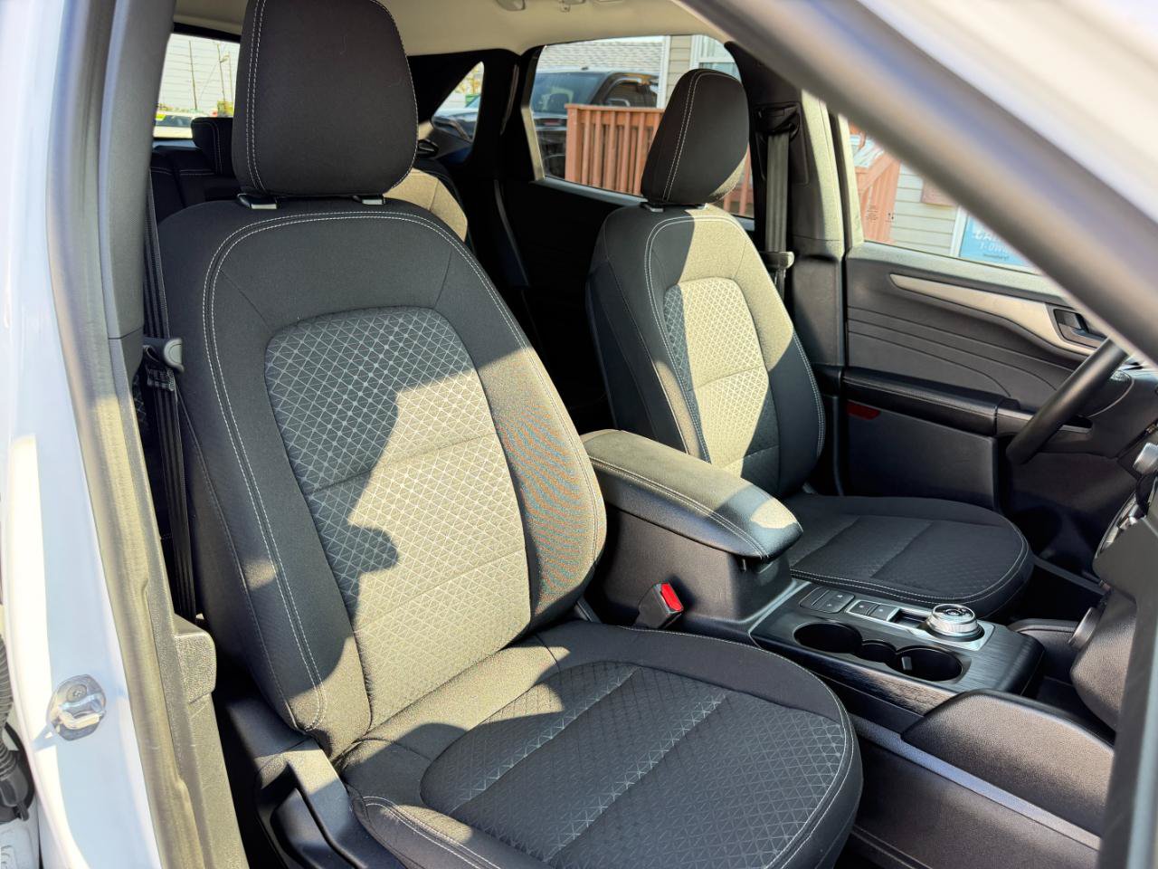 Used 2024 Ford Escape Active AWD/4WD image 44
