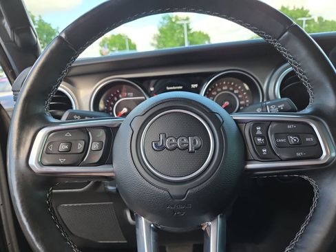 Used 2020 Jeep Gladiator Rubicon AWD/4WD image 23