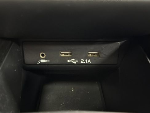 Used 2021 Subaru Outback Limited image 25