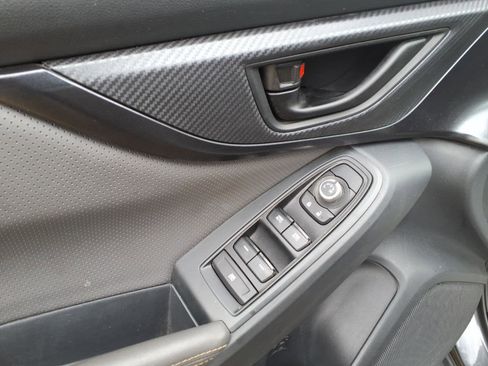 Used 2022 Subaru Crosstrek 2.5i Sport w/ Moonroof Package image 7