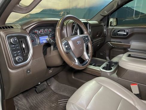 Used 2020 Chevrolet Silverado 1500 RST image 32