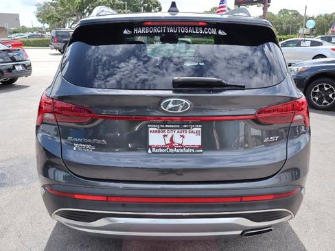 Used 2021 Hyundai Santa Fe Limited w/ Cargo Package image 4