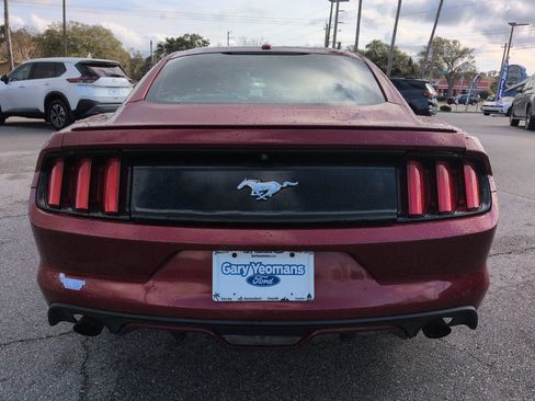 Used 2016 Ford Mustang Premium image 5