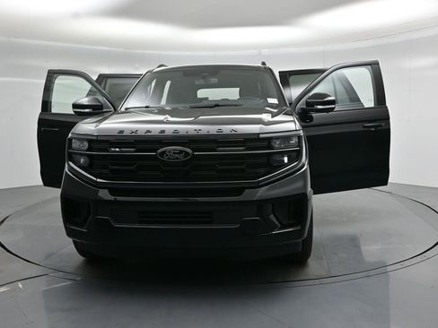 New 2026 Ford Expedition Max Platinum AWD/4WD image 30