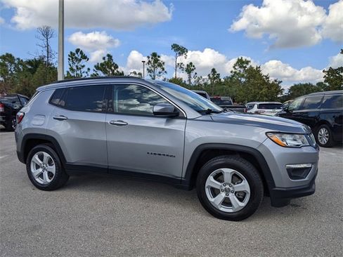 Certified 2021 Jeep Compass Latitude w/ Convenience Group image 2