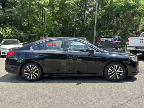 Used 2019 Subaru Legacy 2.5i Premium AWD/4WD image 3