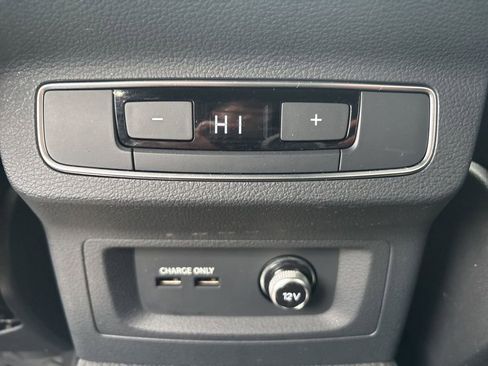 Used 2024 Audi SQ5 Premium Plus image 35