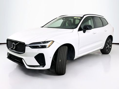 Used 2024 Volvo XC60 B5 Plus w/ Climate Package AWD/4WD image 2