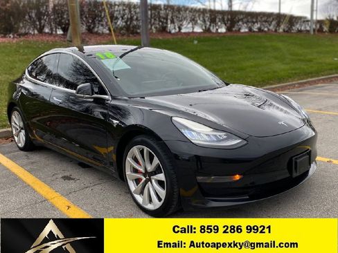 Used 2018 Tesla Model 3 image 1