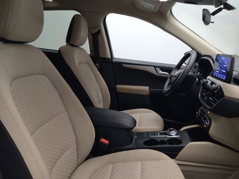 Used 2020 Ford Escape SE FWD image 21