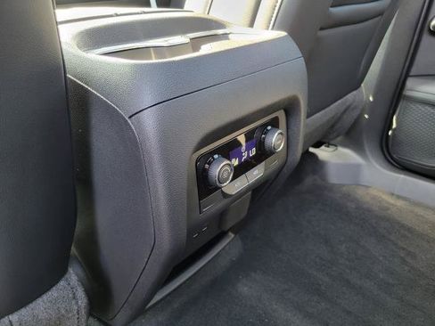 New 2027 Chevrolet Traverse LT w/ Sun and Wheel Package AWD/4WD image 30