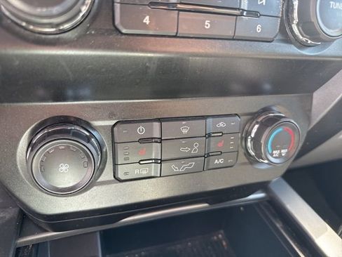 Used 2019 Ford F150 XLT w/ Equipment Group 302A Luxury AWD/4WD image 20