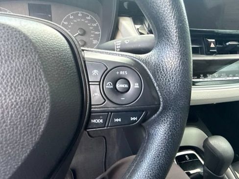 Used 2023 Toyota Corolla LE w/ LE Premium Package FWD image 16