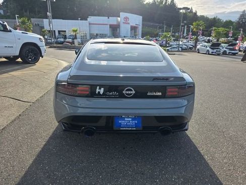 Used 2024 Nissan Z Performance w/ Floor Mat Package RWD image 5
