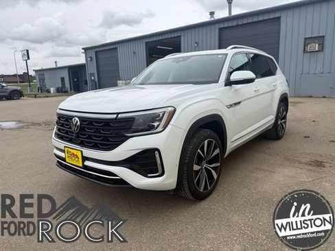 Used 2024 Volkswagen Atlas SEL Premium R-Line AWD/4WD image 3