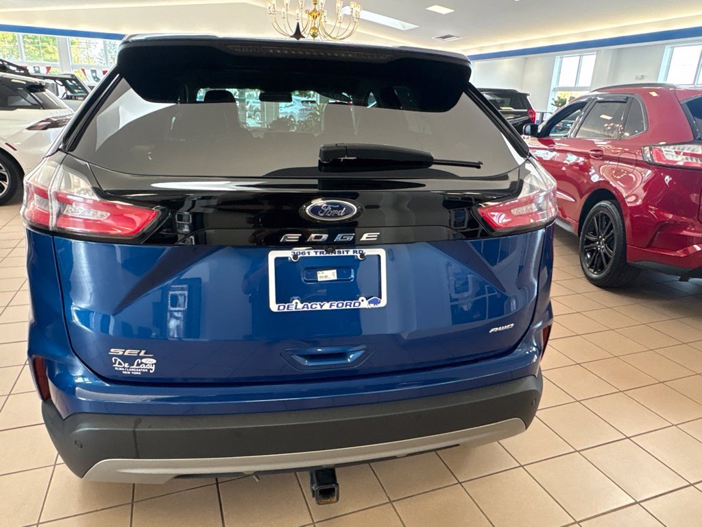 Used 2024 Ford Edge SEL w/ Convenience Package AWD/4WD image 4