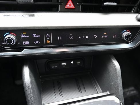 Used 2023 Kia Sportage X-Line w/ X-Line Premium Package image 17