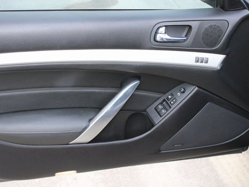 Used 2008 INFINITI G37 Journey w/ Premium Pkg image 18