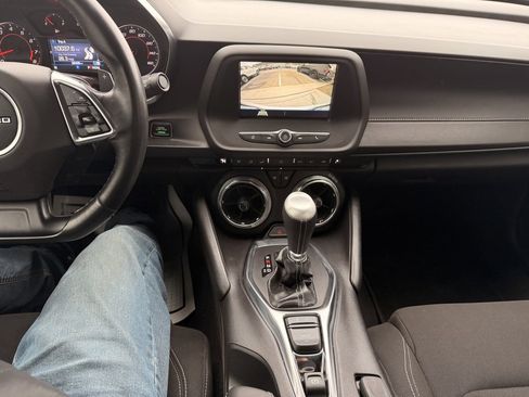 Used 2019 Chevrolet Camaro LT image 19