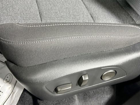 New 2026 GMC Acadia Elevation image 16