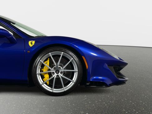 Used 2020 Ferrari 488 Pista Coupe RWD image 4