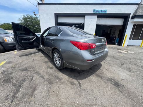 Used 2015 INFINITI Q50 Premium w/ Navigation Package AWD/4WD image 8