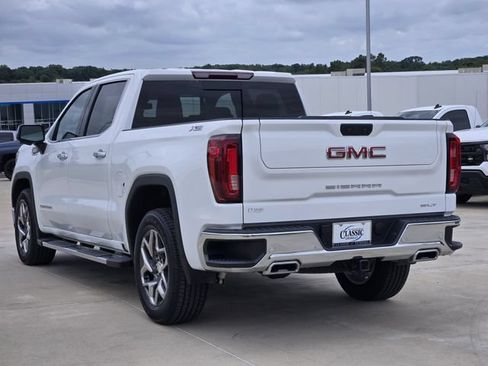 Used 2024 GMC Sierra 1500 SLT w/ SLT Premium Plus Package AWD/4WD image 6