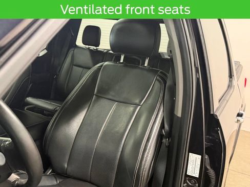 Used 2020 Ford F150 Lariat w/ Equipment Group 502A Luxury AWD/4WD image 46