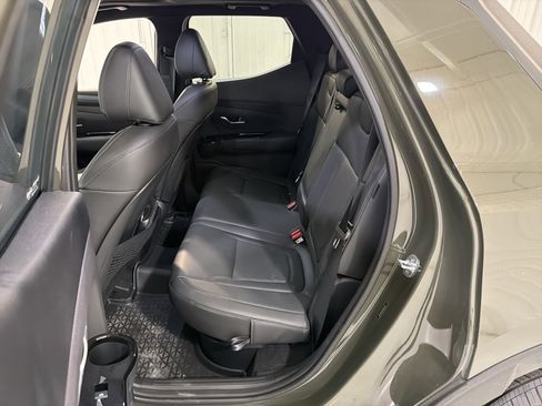 Used 2025 Hyundai Santa Cruz Limited image 12