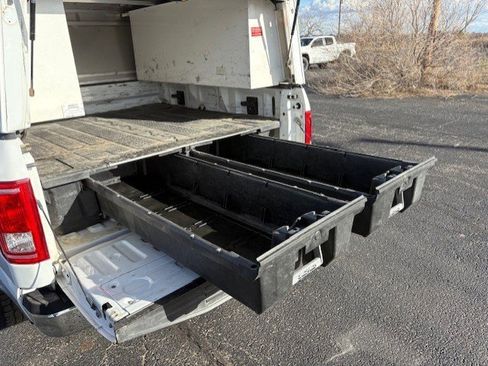 Used 2015 Ford F150 XLT w/ Trailer Tow Package image 8