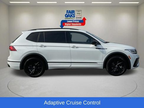 Used 2024 Volkswagen Tiguan SE R-Line AWD/4WD image 5