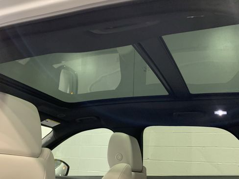 New 2026 Jaguar F-PACE R-Dynamic S image 15