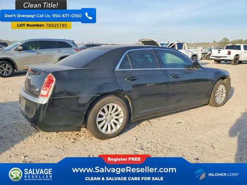 Used 2014 Chrysler 300 image 4