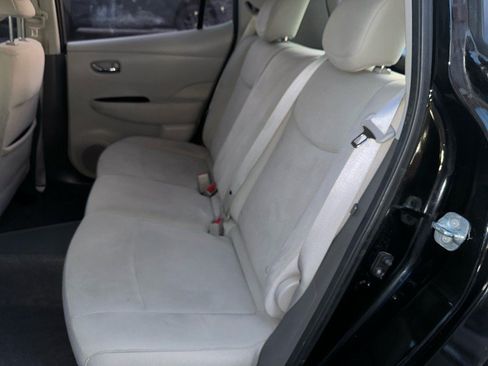 Used 2015 Nissan Leaf SV FWD image 45