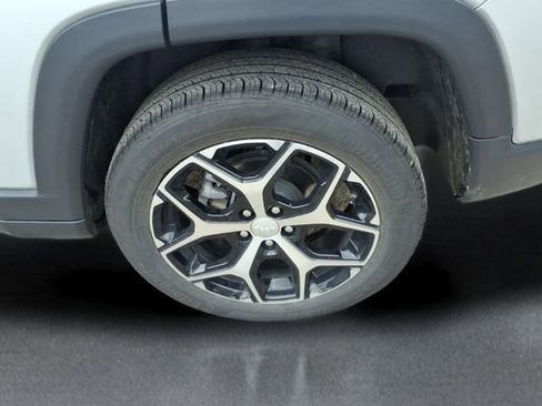 Used 2024 Jeep Compass Limited AWD/4WD image 7